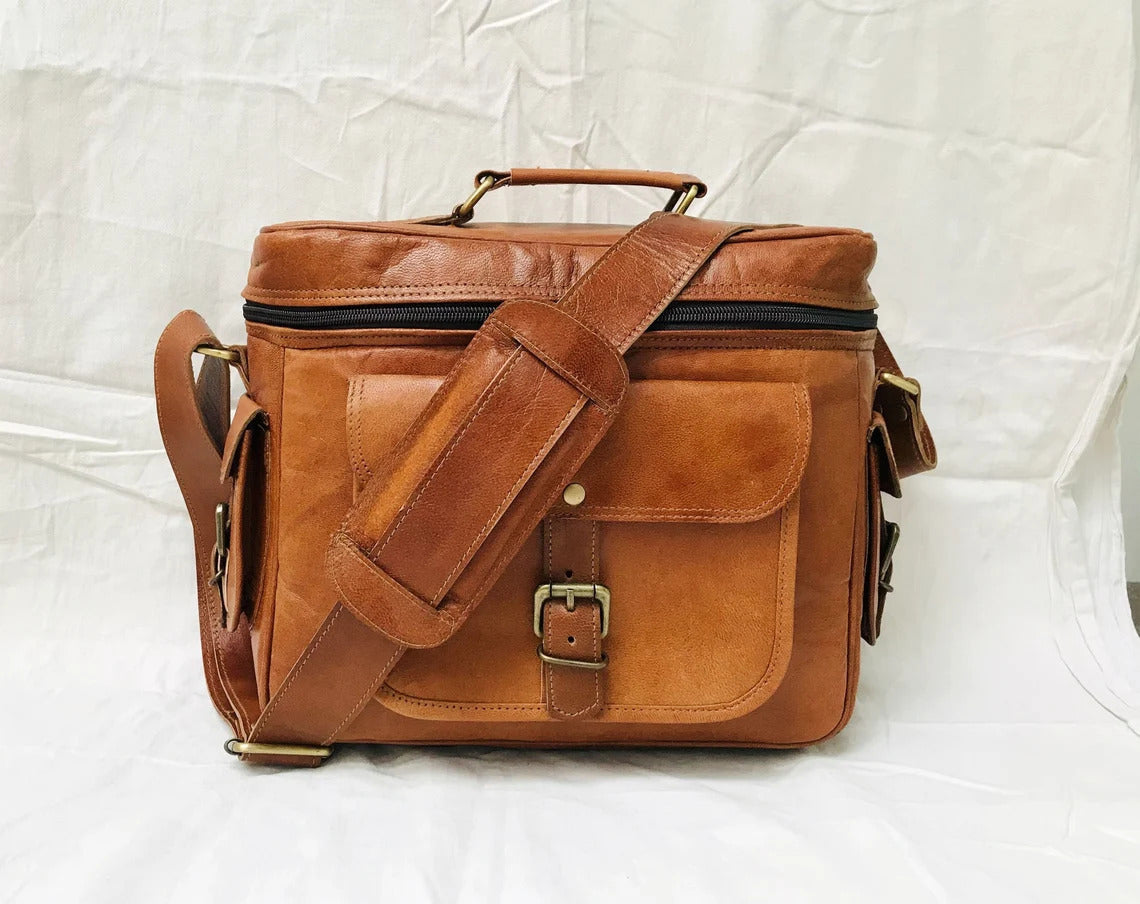 Handmade Leather Camera Shoulder Bag – DSLR Travel Case